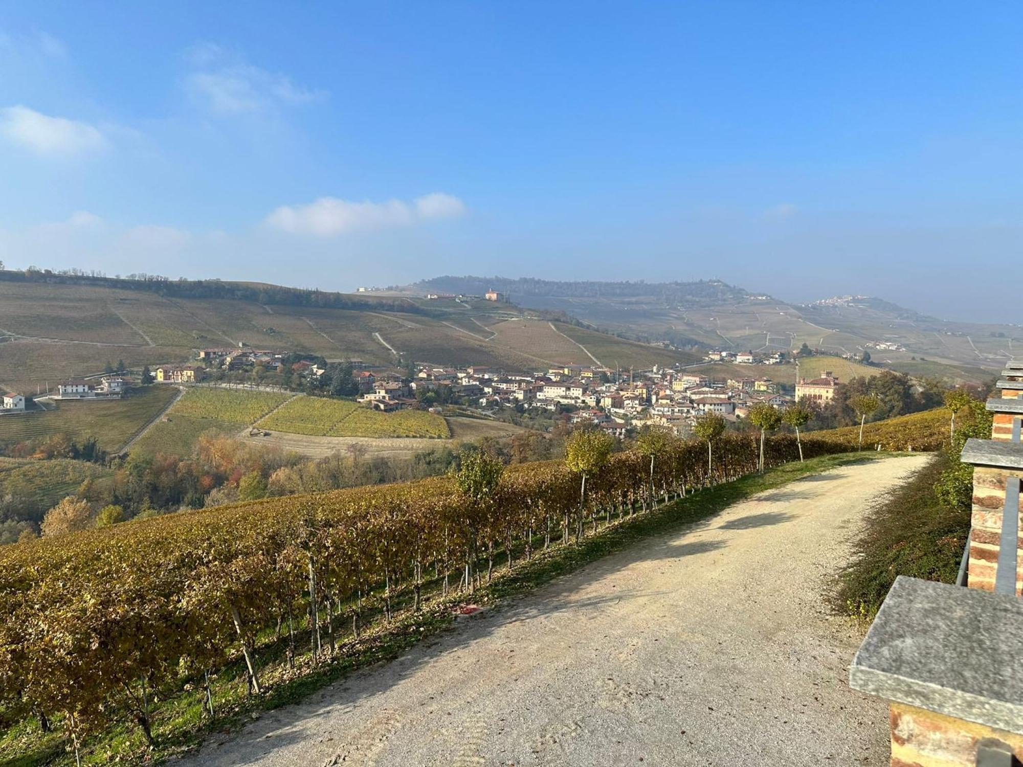Villa Cascina Boschetti à Barolo Extérieur photo